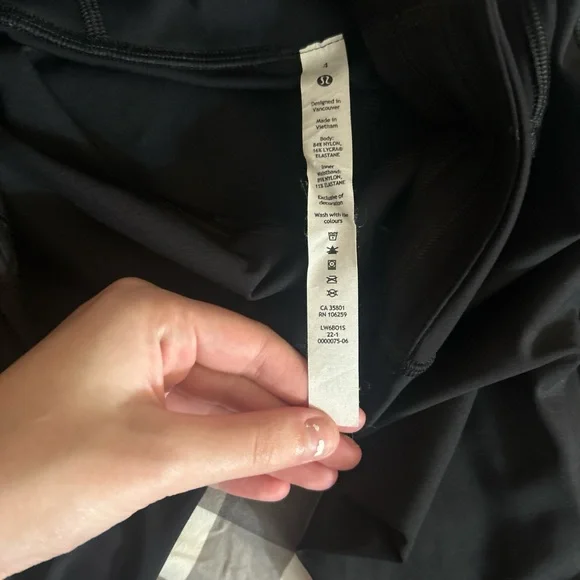 Lululemon Athletica Black Leggings - Picture 2 of 4